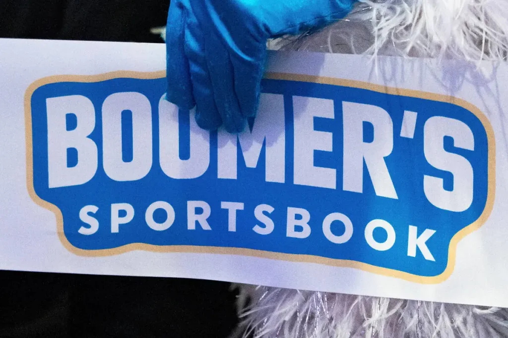 New sportsbook operator and hotel rooms coming to downtown Las Vegas casinos - Las Vegas Review Journal